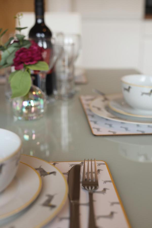 Comfort Apartments - Ideal For Contractors Derby Bagian luar foto