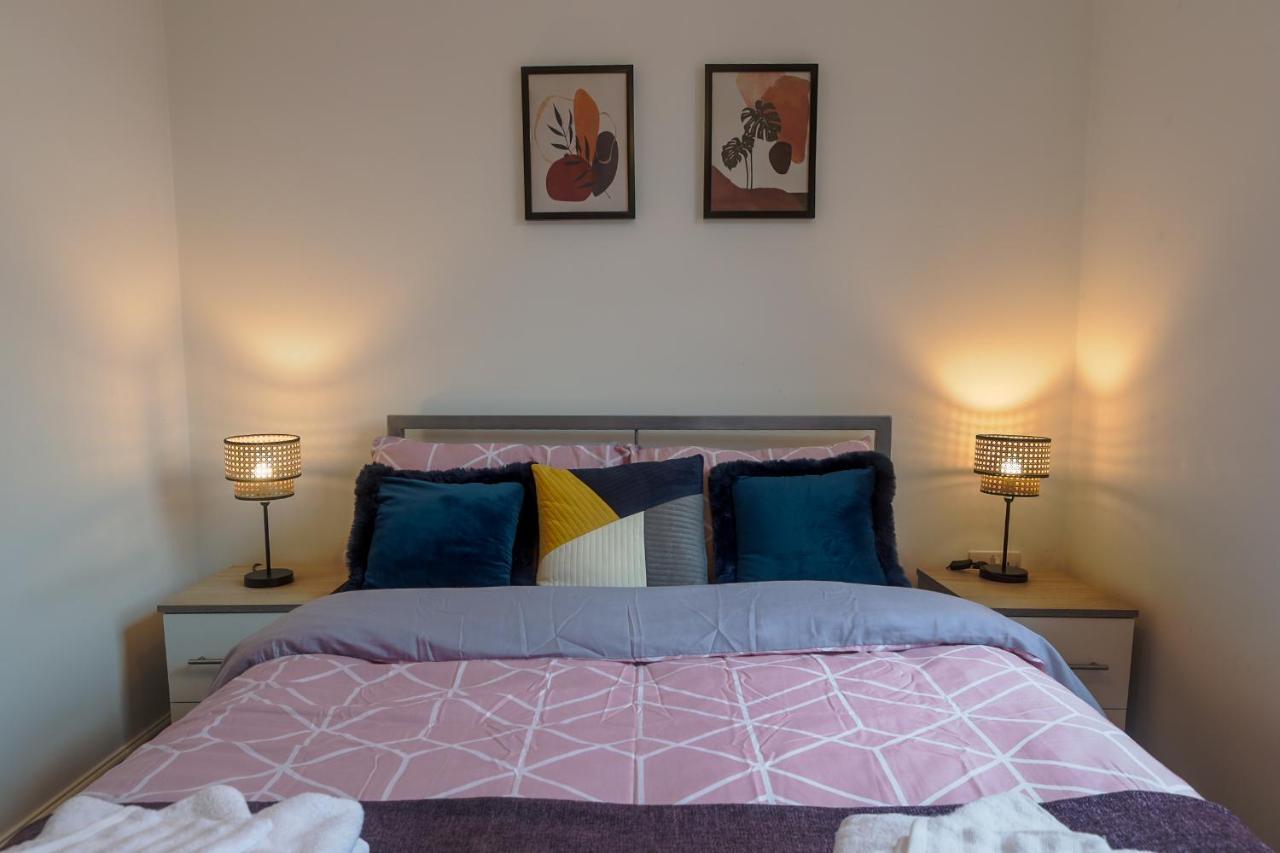 Comfort Apartments - Ideal For Contractors Derby Bagian luar foto